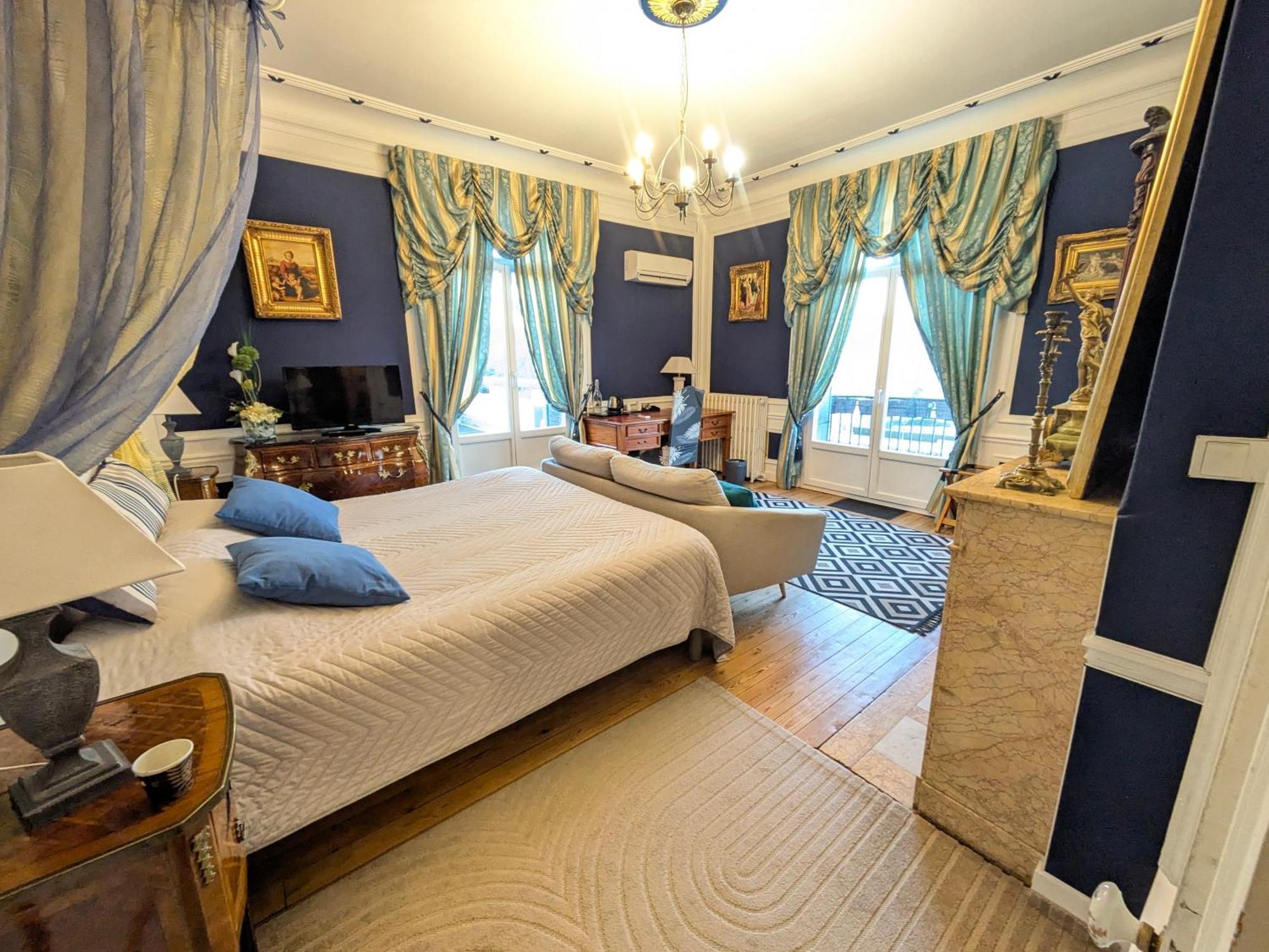 Chateau De 3*