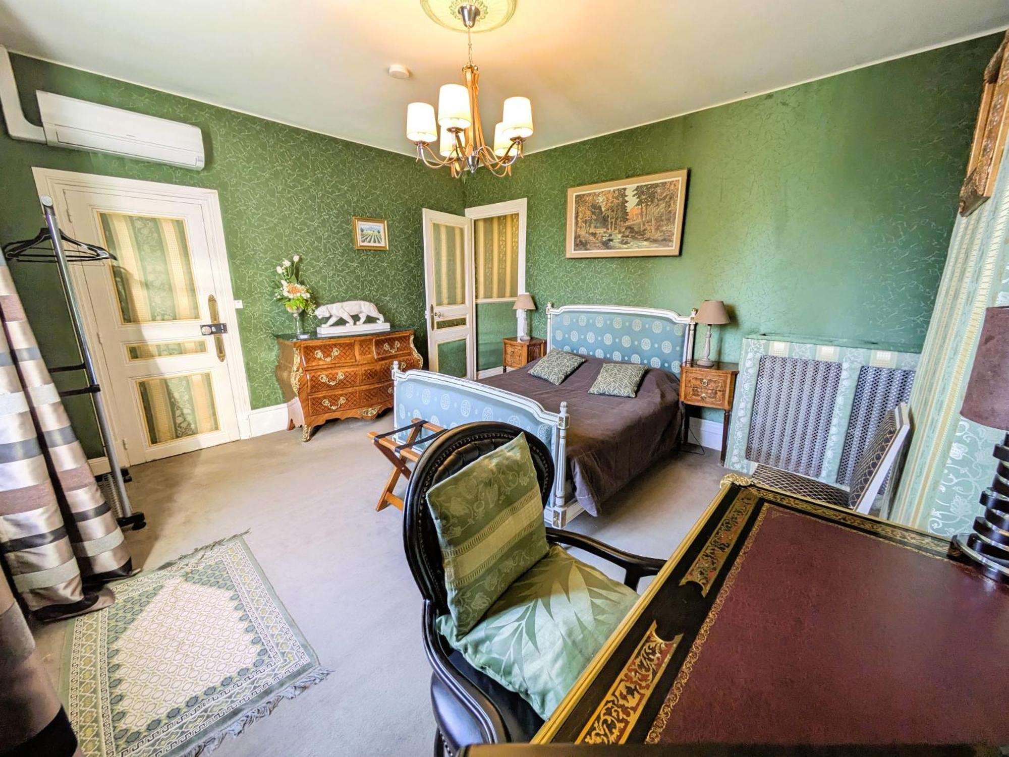 Chateau De 3*